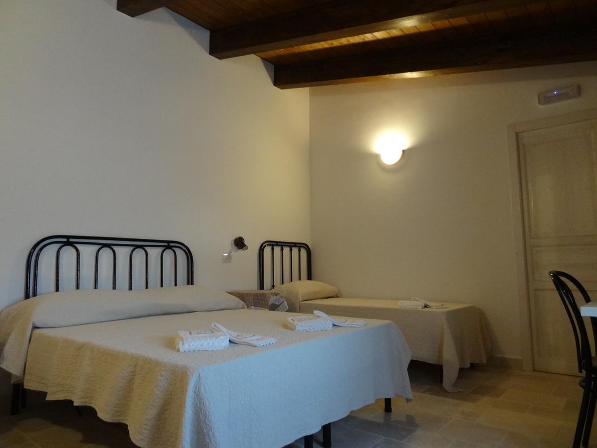 L'Antico Casolare Bed & Breakfast Castellana Grotte Exterior foto