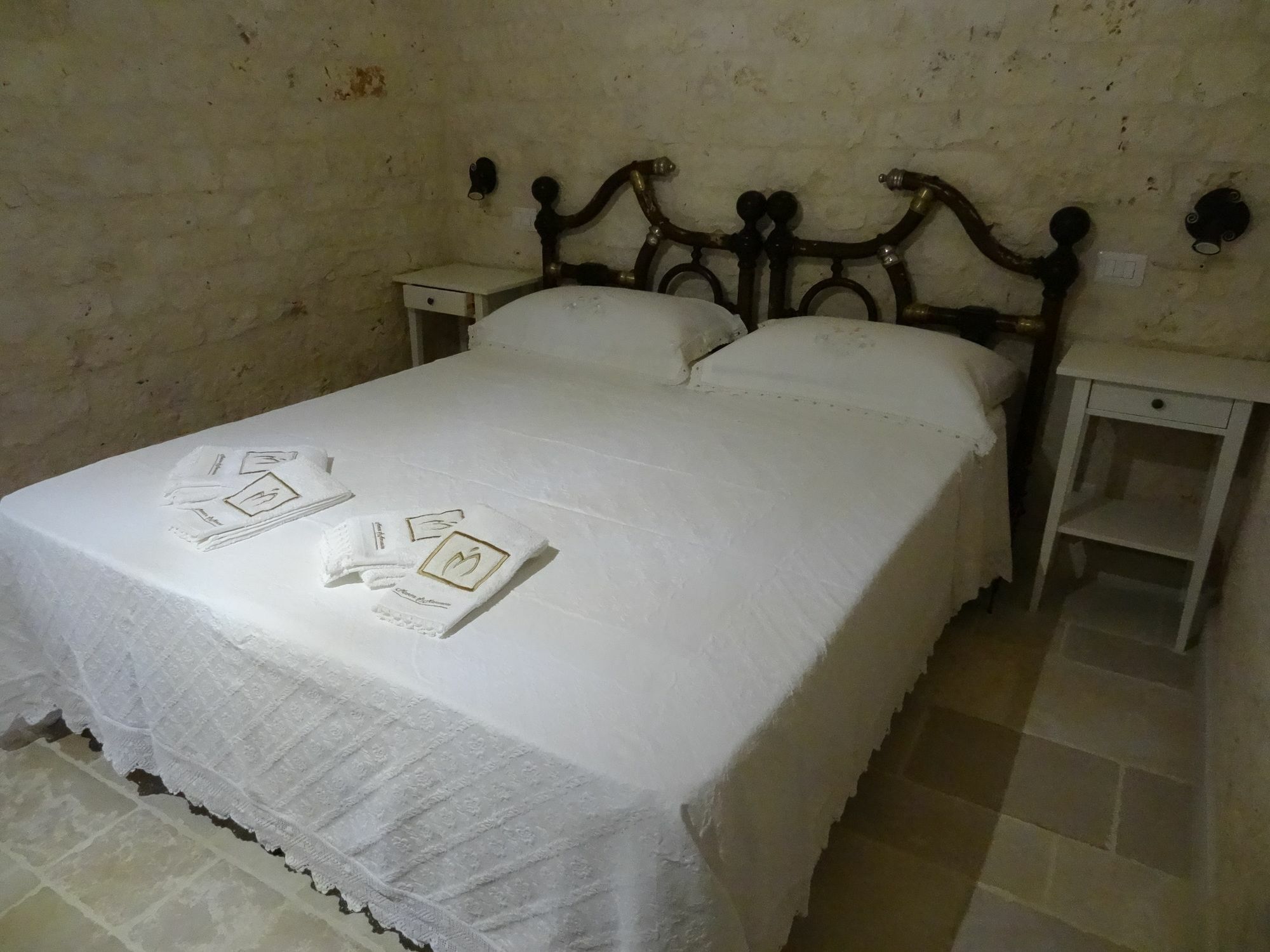 L'Antico Casolare Bed & Breakfast Castellana Grotte Exterior foto